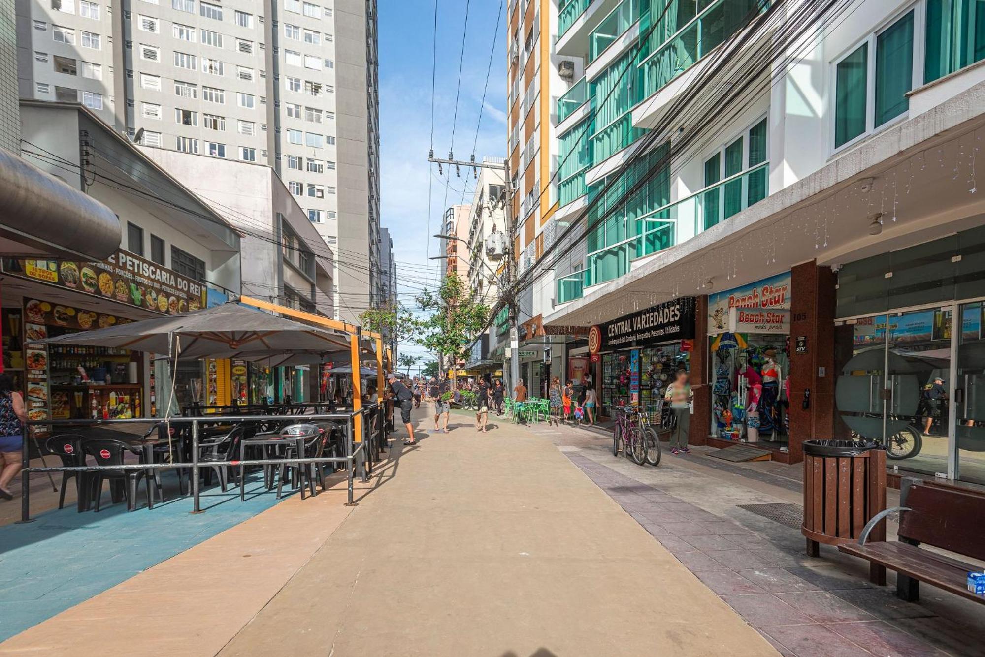 Isbl011 - Calcadao+praia! Localizacao Ideal Em Bc Casa de férias *